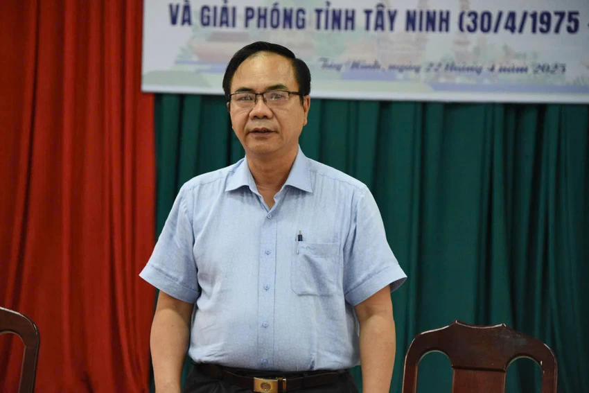 bắn pháo hoa.jpg