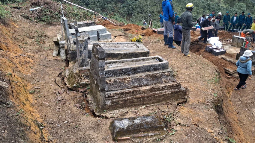 40 ngôi mộ-6.jpg