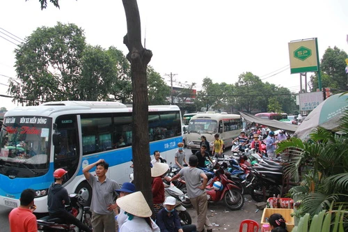 Từ Sài Gòn về quê ăn tết đi đường nào tiện nhất? ảnh 3