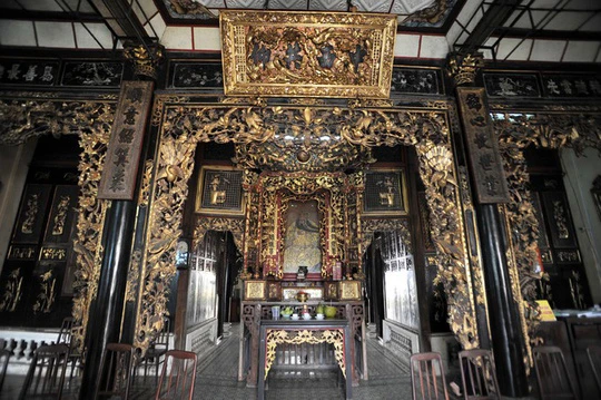 Căn phòng cho khách thuê trong nhà cổ phim Người tình - Ảnh 3.