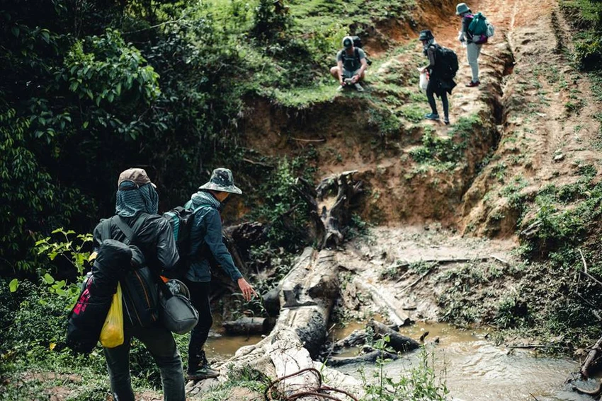 Nhung cung duong trekking dep nhung nguy hiem tai Viet Nam hinh anh 4