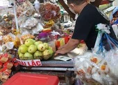 Nhiều điểm bán thức ăn đường phố cũng nghỉ vì COVID-19
