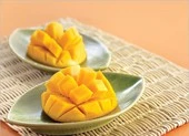Ăn xoài có gây nổi mụn?