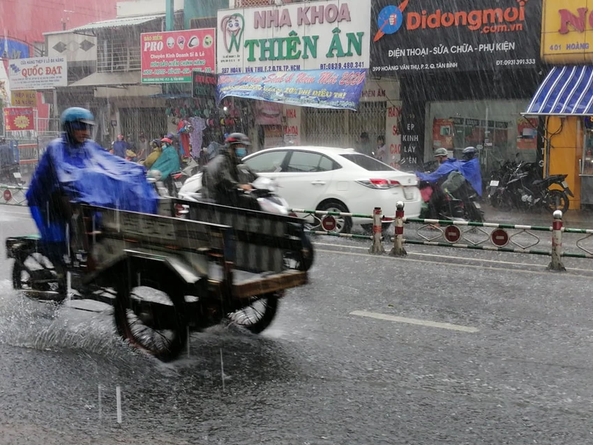 mua-tai-duong-hoang-van-thu-2