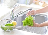 Bạn đã rửa rau củ quả đúng cách?