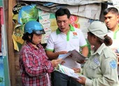 Dân hào hứng với chương trình ‘đổi rác lấy quà’