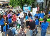 Đổi rác thải lấy nhiều vật phẩm hữu ích
