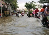 Thời tiết miền Trung và Nam bộ diễn biến phức tạp trong 10 ngày tới