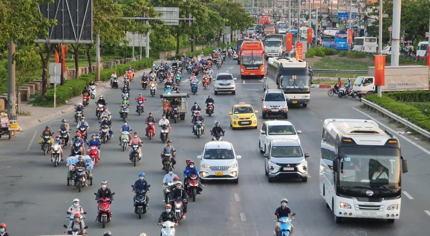 Xe máy chiếm phần lớn lượng phát thải ở TP.HCM. Ảnh: NGUYỄN CHÂU Xe máy chiếm phần lớn lượng phát thải ở TP.HCM. Ảnh: NGUYỄN CHÂU