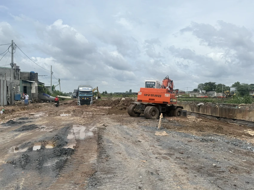 Dự án cải tạo kênh Tham Lương - Bến Cát - rạch Nước Lên tăng tốc thi công sau thời gian ì ạch