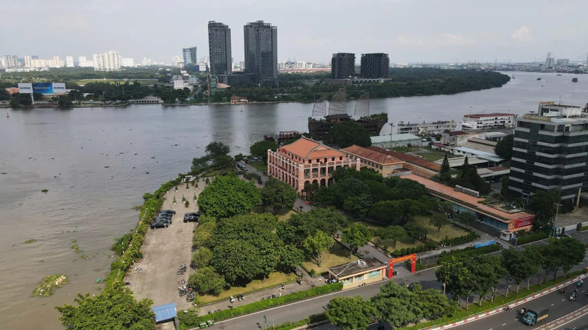 khu đất vàng bến nhà rồng.jpg