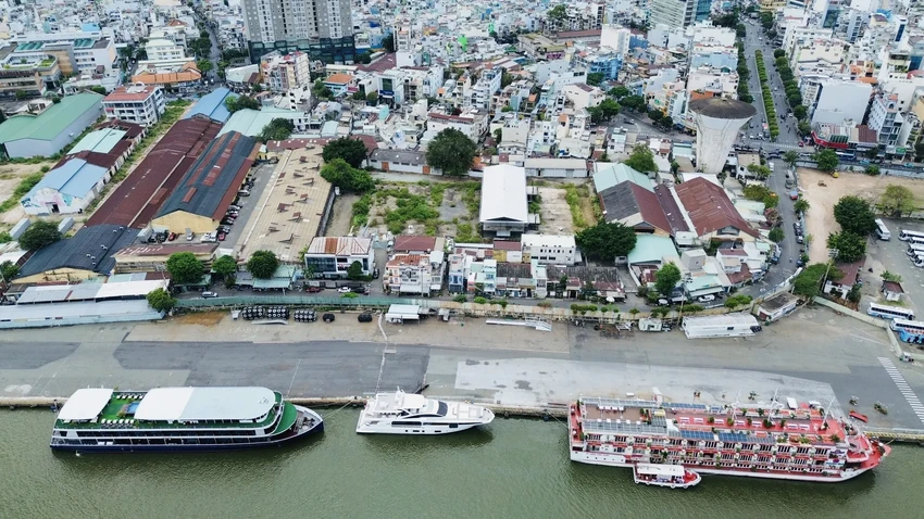khu đất vàng bến nhà rồng.jpg