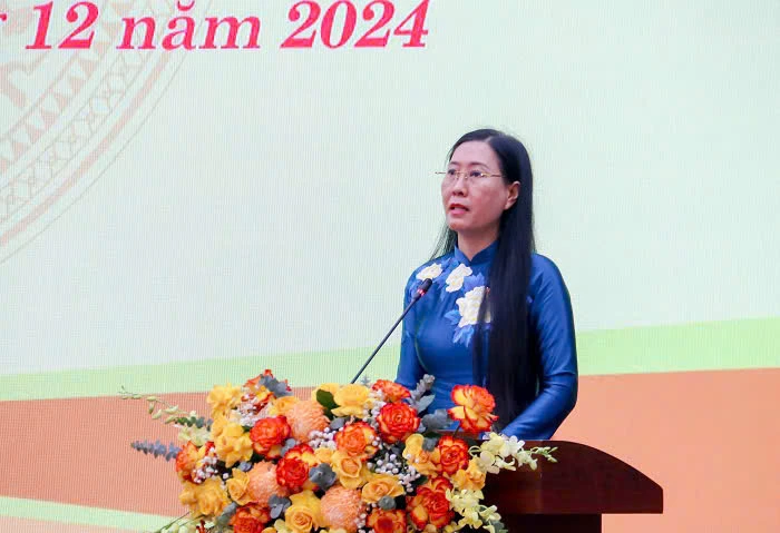 chu-tich-ubnd-tinh-quang-ngai-khan-truong-hoan-thanh-viec-sap-xep-tinh-gon-to-chuc-bo-may-post0.htmlj.jpg