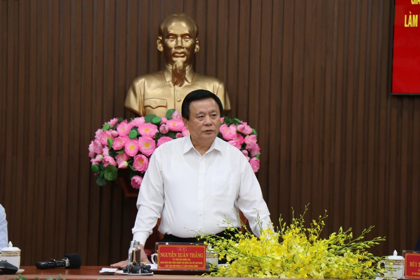 ong-nguyen-xuan-thang.jpg