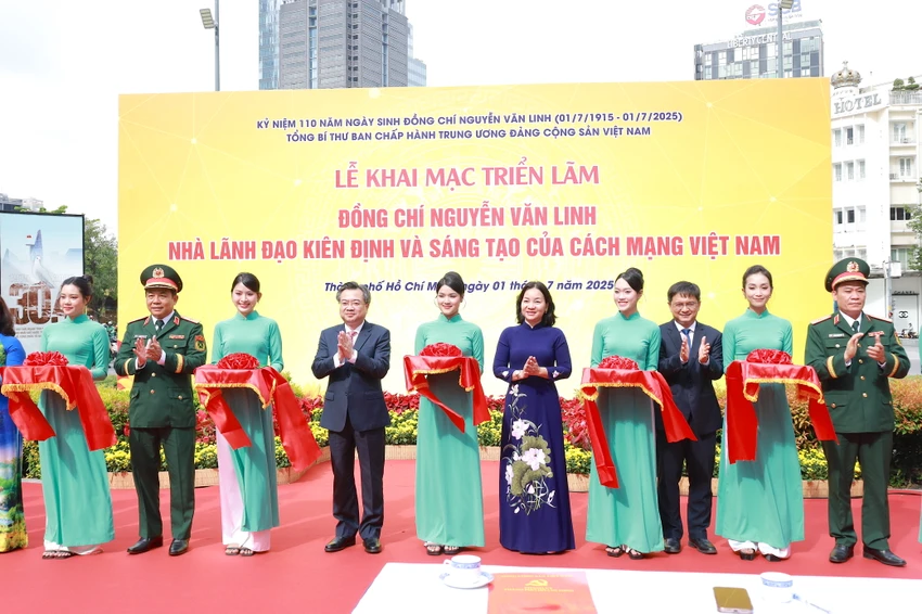 TP.HCM khai mạc triển lãm “Tổng Bí thư Nguyễn Văn Linh - Nhà lãnh đạo kiên định và sáng tạo của cách mạng Việt Nam”