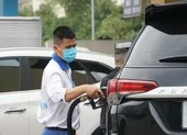 Xót tiền xăng, nhiều người rủ nhau đi làm chung xe