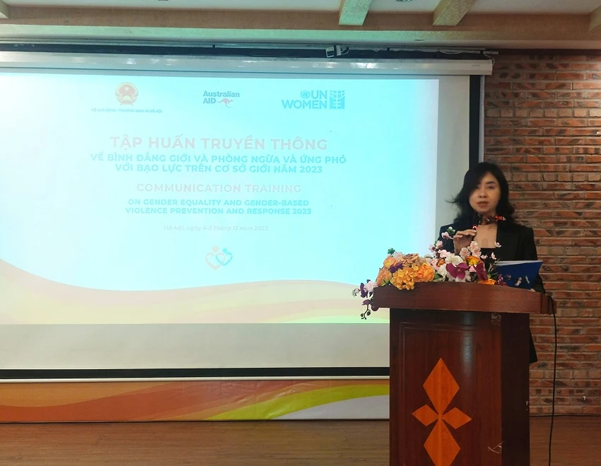 binh-dang-gioi-bao-ve-phu-nu.jpg