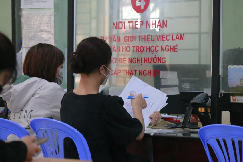 tro cap that nghiep cho nguoi lao dong.jpg