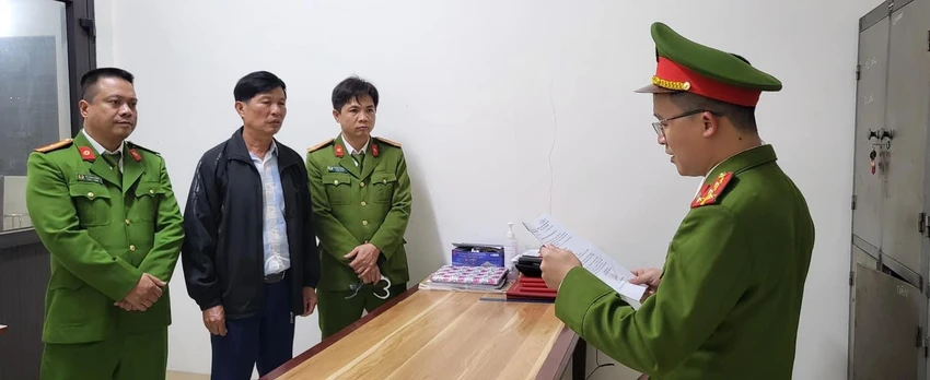Trục lợi
