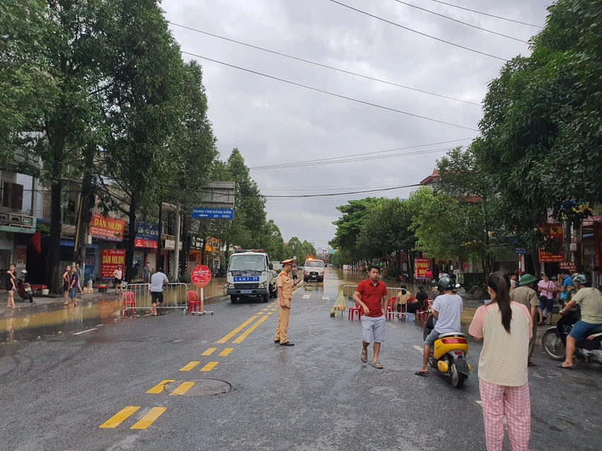 Thành phố Thái Nguyên ngập sâu 3.jpg