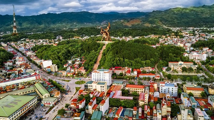 Nghỉ việc do tinh giản biên chế, một phó bí thư xã được trợ cấp gần 400 triệu đồng.jpg