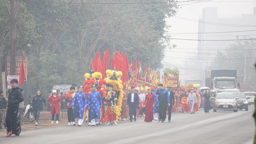 Tái hiện truyền thuyết vua Hùng dạy dân cấy lúa 1.JPG