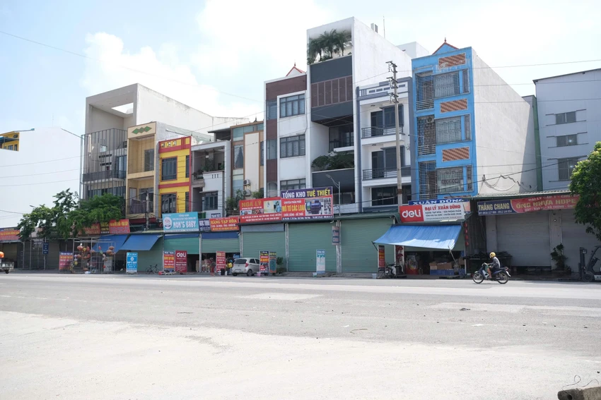 Bà con tiểu thương chợ Thổ Tang đã mở cửa trở lại