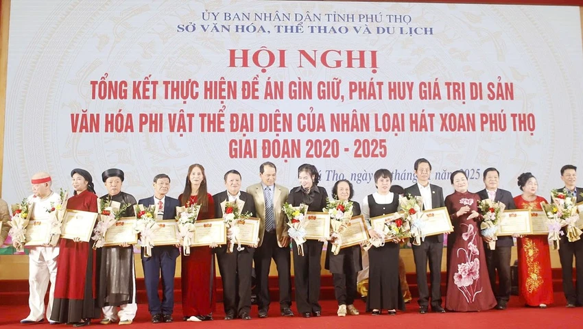 Phú Thọ gìn giữ và phát huy giá trị di sản Hát Xoan.jpeg