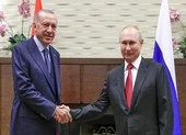 Ông Erdogan bày tỏ sự thất vọng với Mỹ, tuyên bố ý định xích lại gần Nga