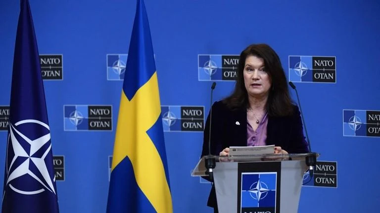 Ngoại trưởng Thụy Điển Ann Linde phát biểu tại trụ sở NATO. Ảnh: AFP Ngoại trưởng Thụy Điển Ann Linde phát biểu tại trụ sở NATO. Ảnh: AFP