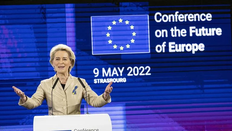 Chủ tịch Ủy ban châu Âu Ursula von der Leyen. Ảnh: RT Chủ tịch Ủy ban châu Âu Ursula von der Leyen. Ảnh: RT