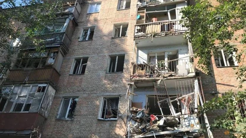 Một tòa nhà dân cư bị hư hại nặng sau các cuộc không kích của Nga ở Mykolaiv, Ukraine, vào ngày 29-6. Ảnh: REUTERS Một tòa nhà dân cư bị hư hại nặng sau các cuộc không kích của Nga ở Mykolaiv, Ukraine, vào ngày 29-6. Ảnh: REUTERS