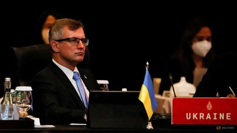Đại sứ Ukraine tại Indonesia - ông Vasyl Hamianin tham dự hội nghị bộ trưởng ngoại giao G20 ở Bali (Indonesia) ngày 8-7. Ảnh: REUTERS Đại sứ Ukraine tại Indonesia - ông Vasyl Hamianin tham dự hội nghị bộ trưởng ngoại giao G20 ở Bali (Indonesia) ngày 8-7. Ảnh: REUTERS