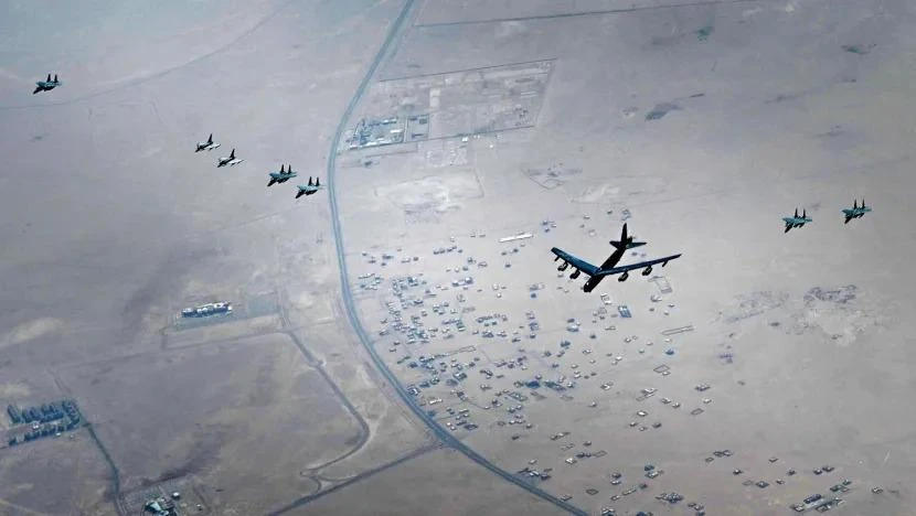 Một máy bay ném bom B-52 của Không quân Mỹ đang thực hiện nhiệm vụ vào ngày 4-9. Ảnh: AFP Một máy bay ném bom B-52 của Không quân Mỹ đang thực hiện nhiệm vụ vào ngày 4-9. Ảnh: AFP