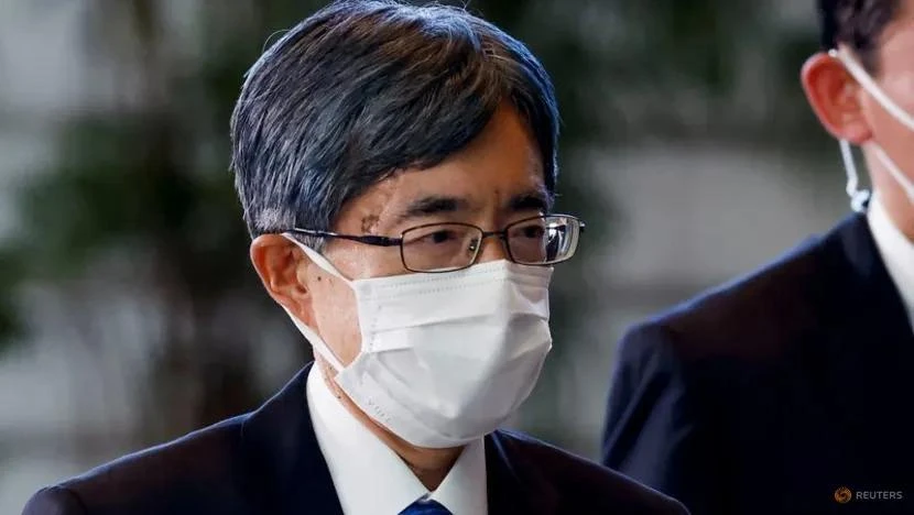 Bộ trưởng Nội vụ Nhật Minoru Terada đến dinh Thủ tướng Fumio Kishida ở thủ đô Tokyo, ngày 10-8. Ảnh: REUTERS Bộ trưởng Nội vụ Nhật Minoru Terada đến dinh Thủ tướng Fumio Kishida ở thủ đô Tokyo, ngày 10-8. Ảnh: REUTERS