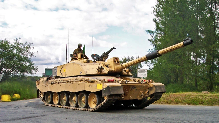 Một chiếc xe tăng Challenger 2. Ảnh: WIKIPEDIA Một chiếc xe tăng Challenger 2. Ảnh: WIKIPEDIA