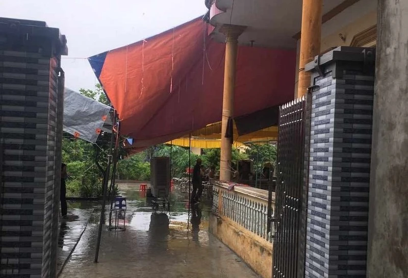 Ngôi nhà nơi xảy ra vụ án, gia đình đã tiến hành tổ chức tang lễ cho người mất