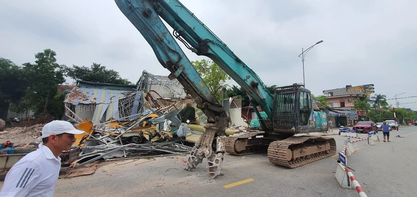 Khu vực nằm trong diện tháo dỡ, giải phóng mặt bằng để thực hiện dự án nút giao cầu vượt đoạn xã An Đồng, huyện An Dương. Ảnh: AV Khu vực nằm trong diện tháo dỡ, giải phóng mặt bằng để thực hiện dự án nút giao cầu vượt đoạn xã An Đồng, huyện An Dương. Ảnh: AV