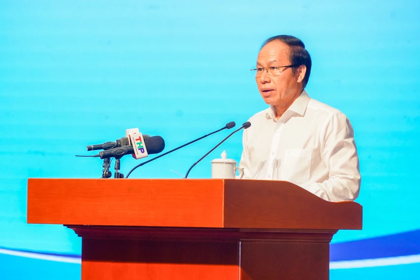 Bí thư Thành uỷ Hải Phòng Lê Tiến Châu phát biểu tại hội nghị. Ảnh: ĐT Lê Tiến Châu
