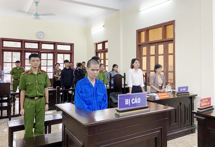 Trần Văn Luân tại phiên toà. Ảnh: AV Trần Văn Luân tại phiên toà. Ảnh: AV