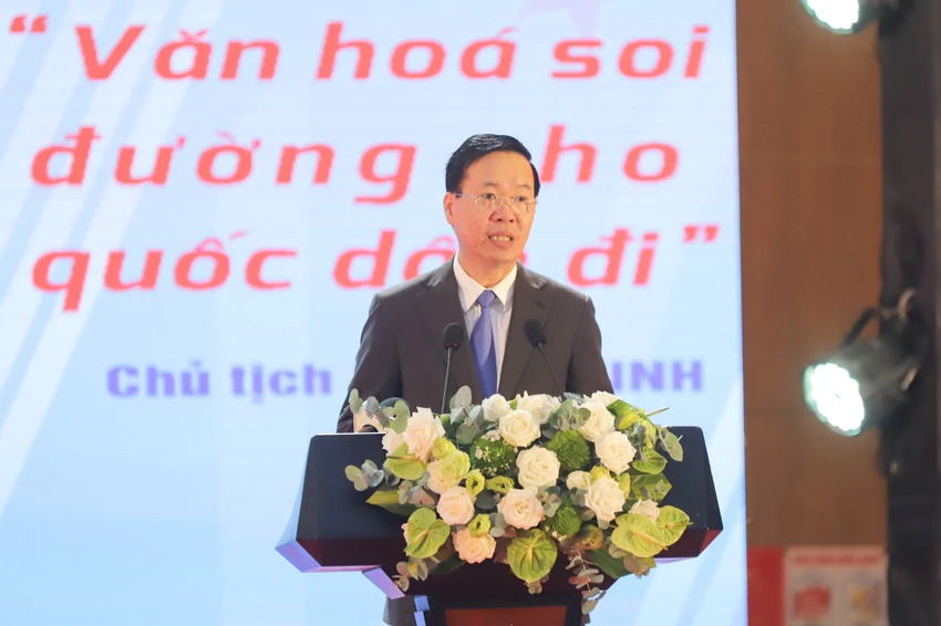 hoi-nghi-nha-van4.jpg
