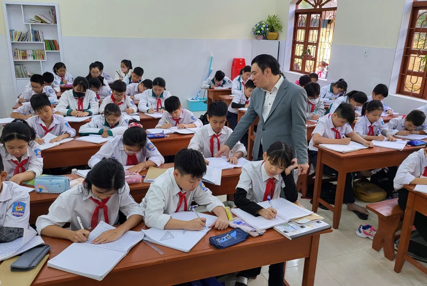 thầy giáo Lê Văn Trường