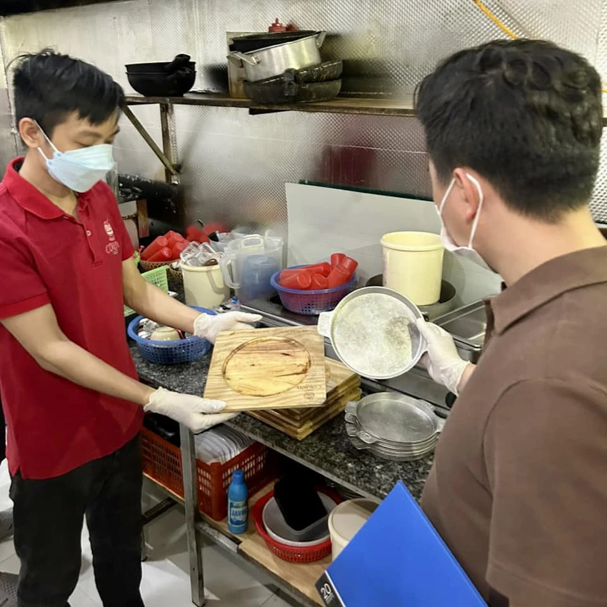 vu-gioi-xuat-hien-trong-pate-dia-banh-mi-chao-o-thai-binh-dinh-chi-vinh-vien-hoat-dong-co-so-2.jpeg
