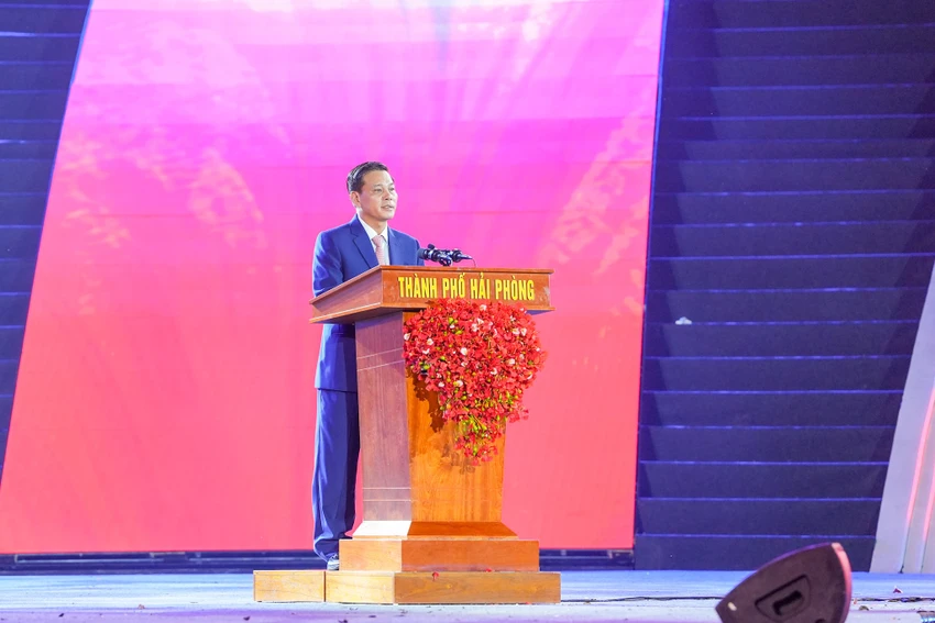 hai-phong-quang-ninh-cung-don-bang-di-san-unesco-tai-le-hoi-hoa-phuong-do-2024-5.jpg