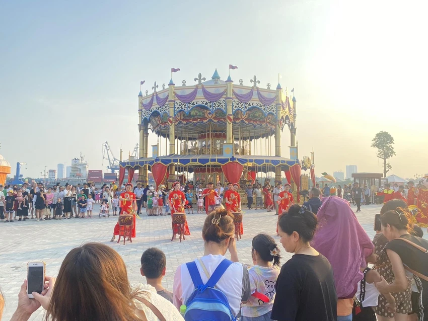 ra-mat-hoc-vien-cuoi-ngua-phong-cach-hoang-gia-dau-tien-tai-viet-nam-o-hai-phong-6.jpg