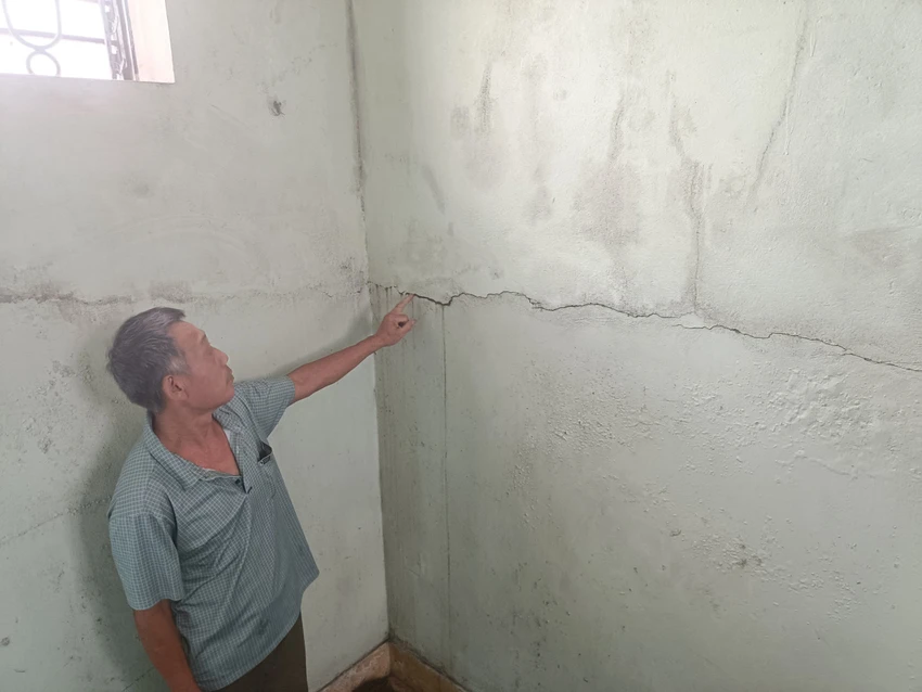 hai-phong-du-an-2-800-ti-nang-cap-quoc-lo-10-thi-cong-gay-nut-nha-dan-7-nam-nguoi-dan-di-doi-tien-1.jpg