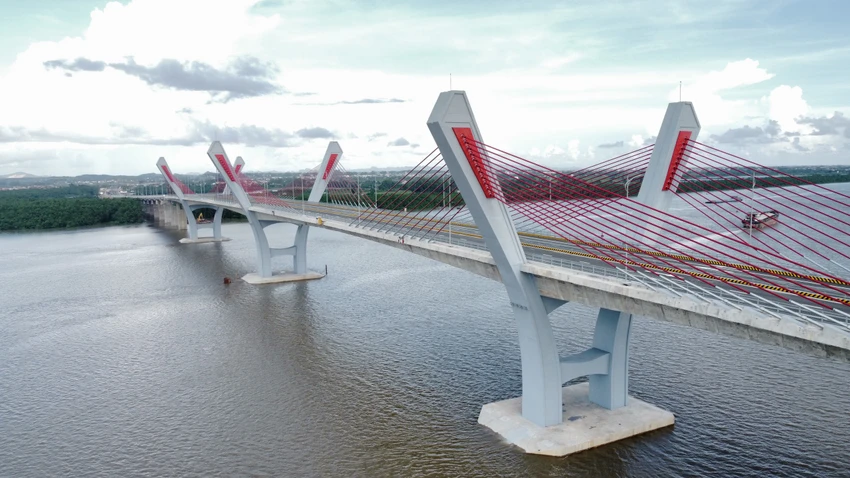 cho-phep-cac-phuong-tien-luu-thong-qua-cau-ben-rung-noi-hai-phong-quang-ninh-tu-0-gio-ngay-18-7-2.jpg