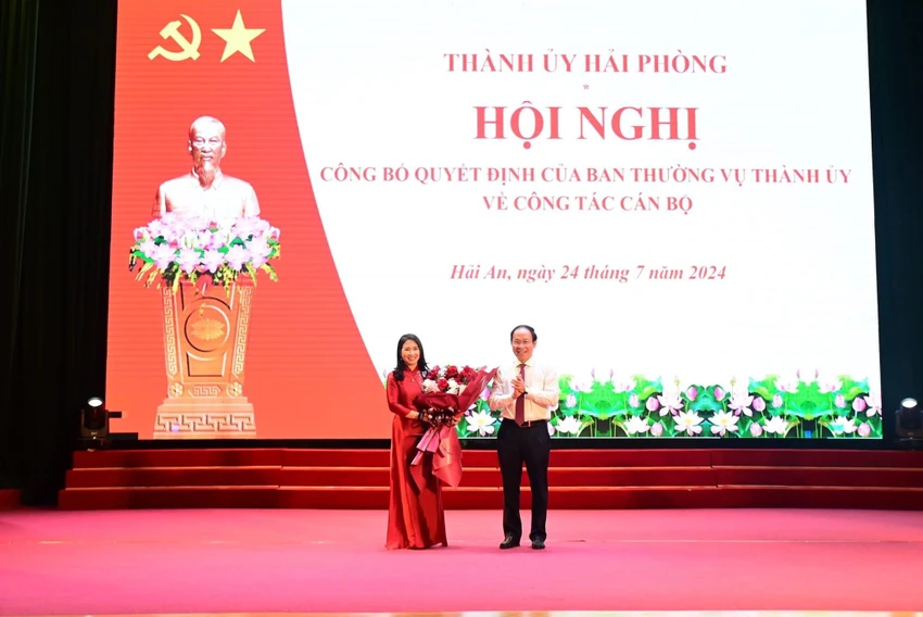 thanh-uy-hai-phong-tiep-tuc-dieu-dong-luan-chuyen-nhieu-nhan-su-chu-chot-3.jpg