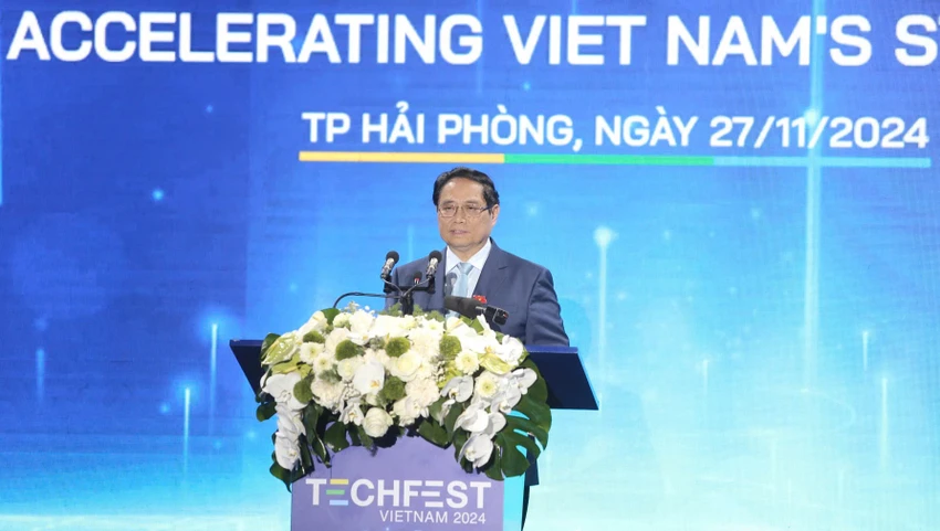 thu-tuong-pham-minh-chinh-khoi-nghiep-sang-tao-de-but-pha-vuot-qua-chinh-minh-de-vuon-xa-bay-cao-2.jpg