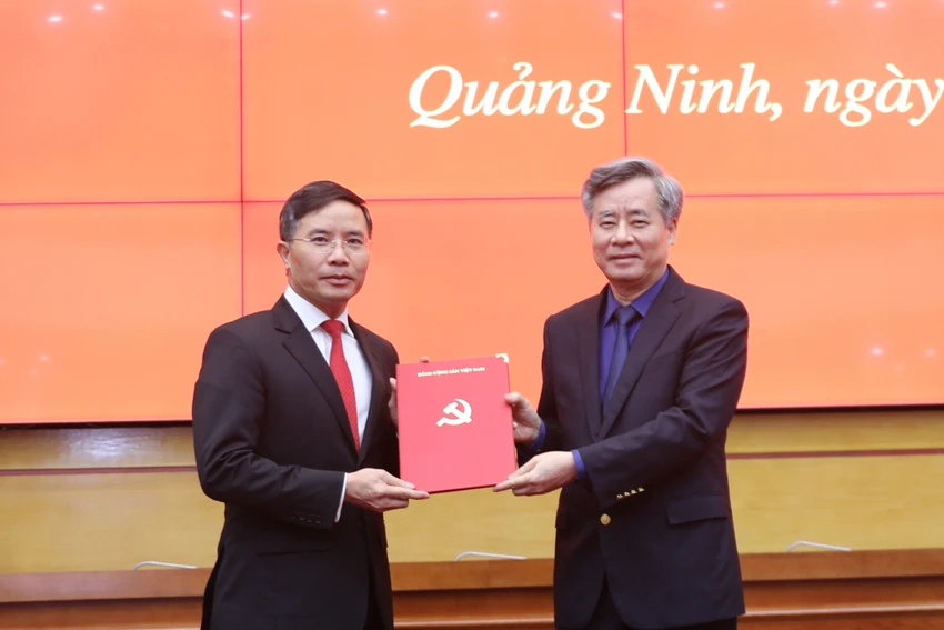 quang-ninh-co-tan-chu-tich-ubnd-tinh-va-chu-tich-hdnd-tinh-3.jpg